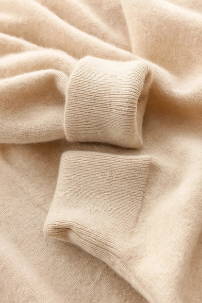 Men's Sweater Wool-Polyester Blend V-Neck Lightweight