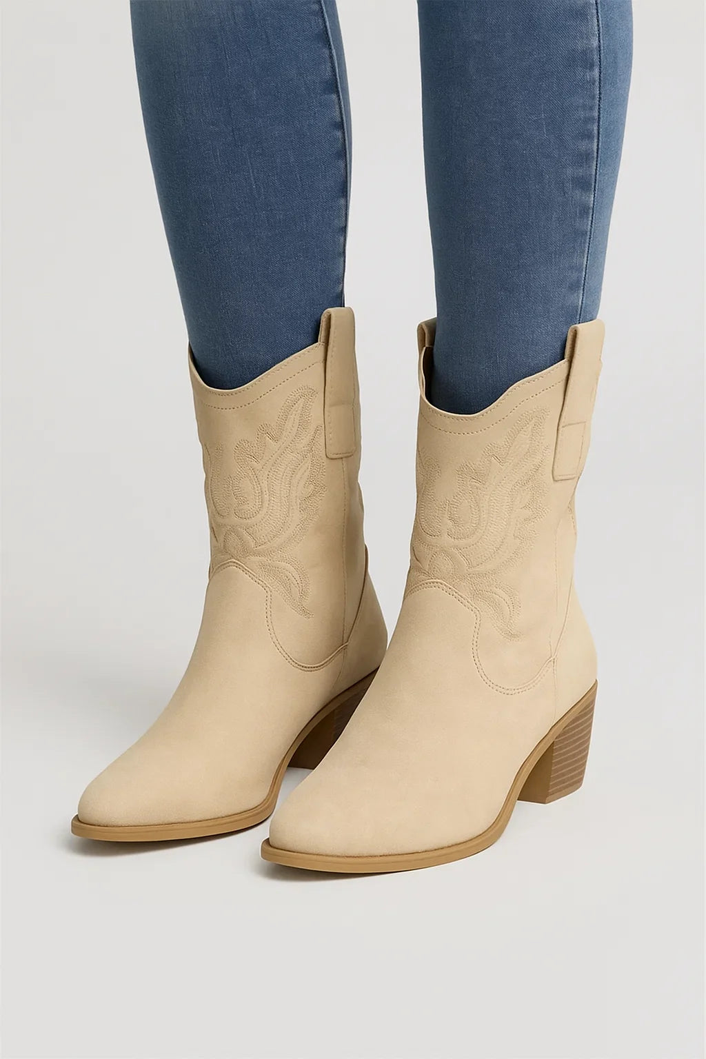 Women's Cowgirl Boots Leather Western Style with Heel