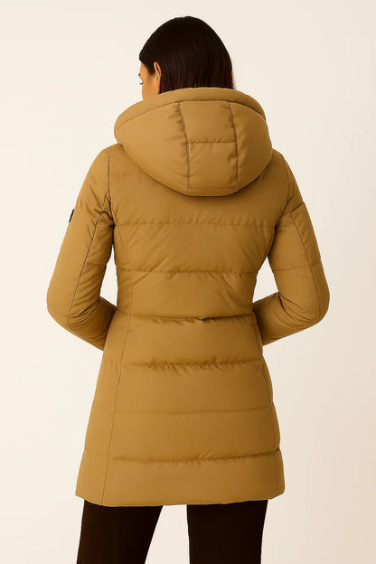 Women's Black Puffer Jacket Insulated Polyester Elegant Design for Fall and Winter